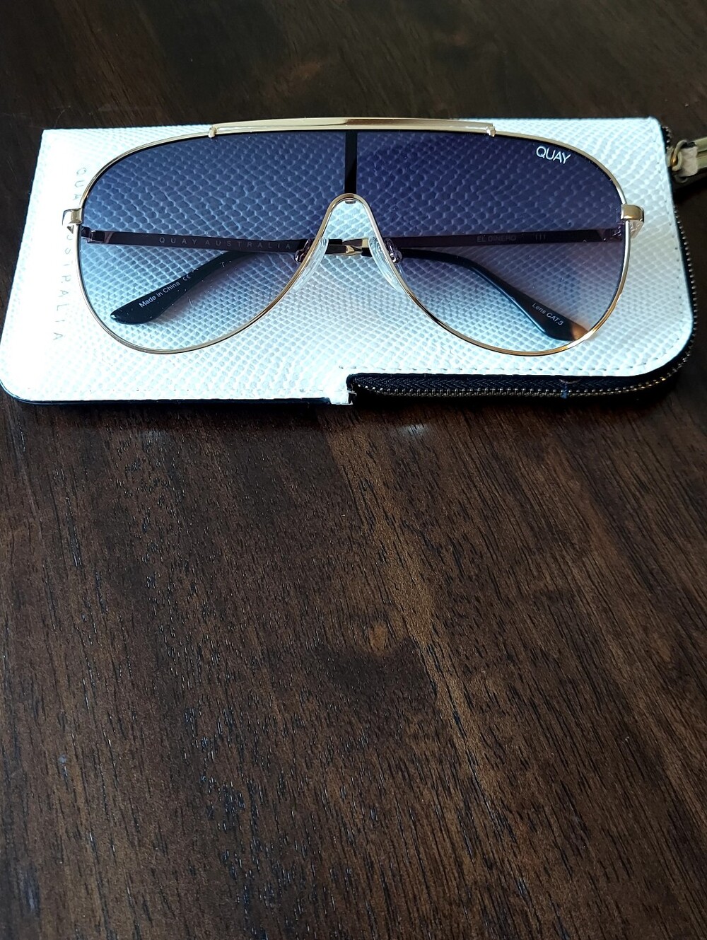 NEW Quay Australia El Dinero Shield Sunglasses
